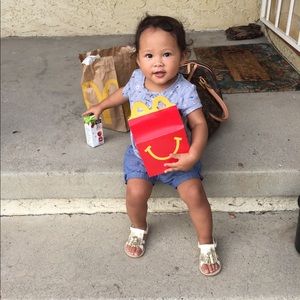 Meet your Posher, Alice